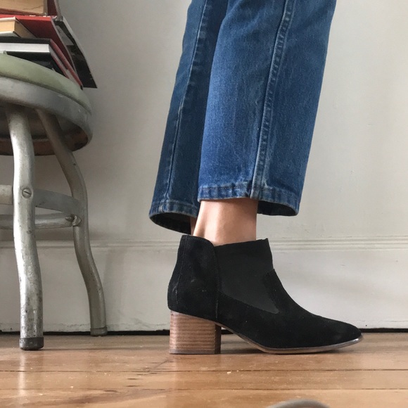 ASOS Chelsea Boot - Picture 1 of 5